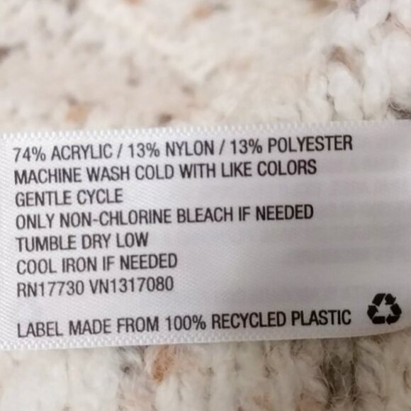 NWT Women's Plus Size Knit Open-Front Vest - Universal Thread [124] - Picture 6 of 6